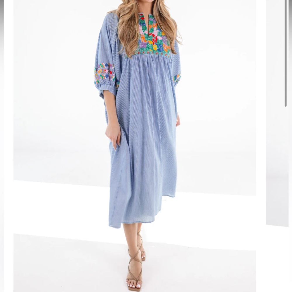 J.Marie
Tristen Embroidered Side Slit Striped Pullover Midi Dress🍒🍒🍒 - Picture 5 of 14